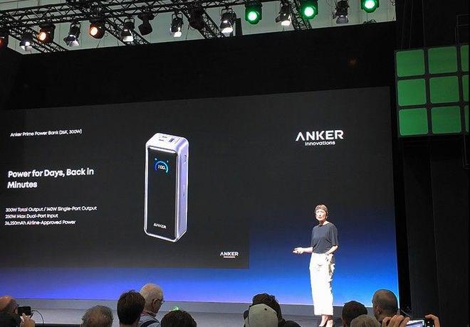 出牌！强悍充电产品外这款派对神器太酷了EVO视讯Anker安克IFA25率先(图2)