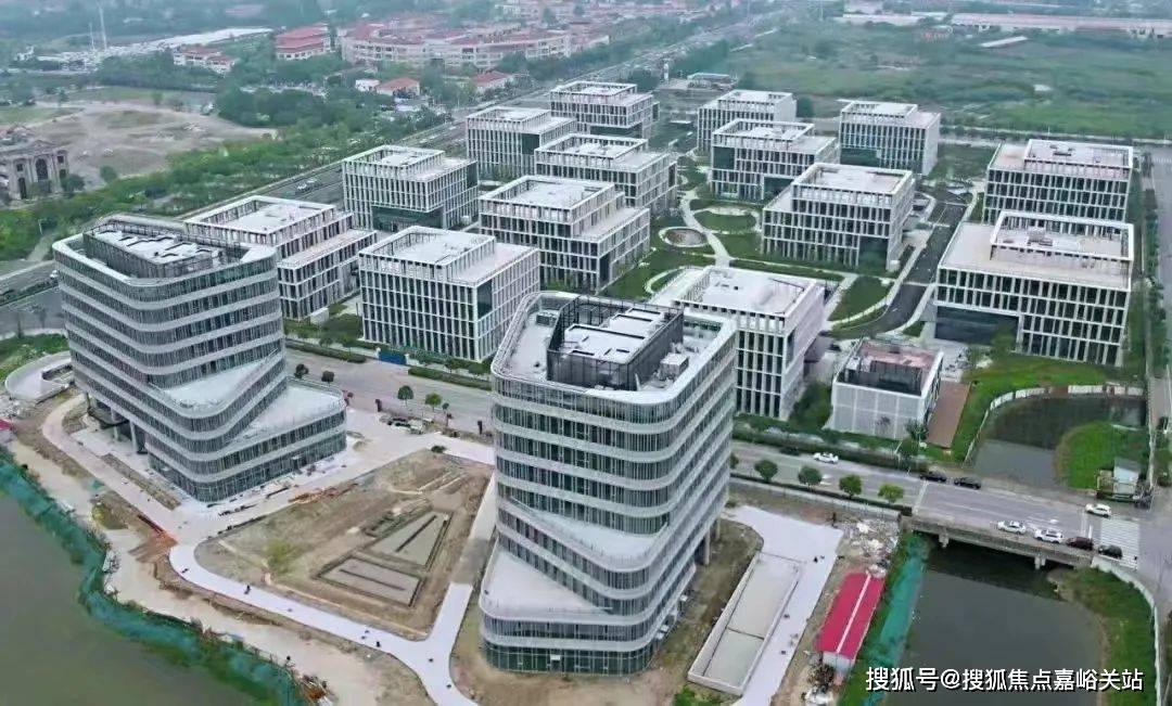 心(售楼处中心)欢迎您-周边环境-户型-价格-地址-楼盘详情-户型配套-电话EVO视讯平台新长宁水韵名邸(售楼处)首页网站-2025新长宁水韵名邸营销中(图3)